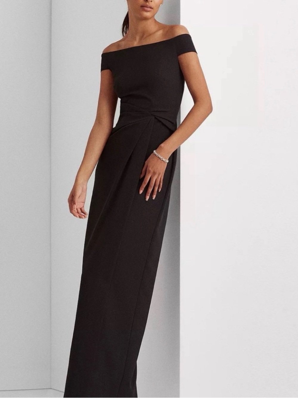 Ralph Lauren Elegant Black Off-Shoulder Twist-Waist Evening Dress